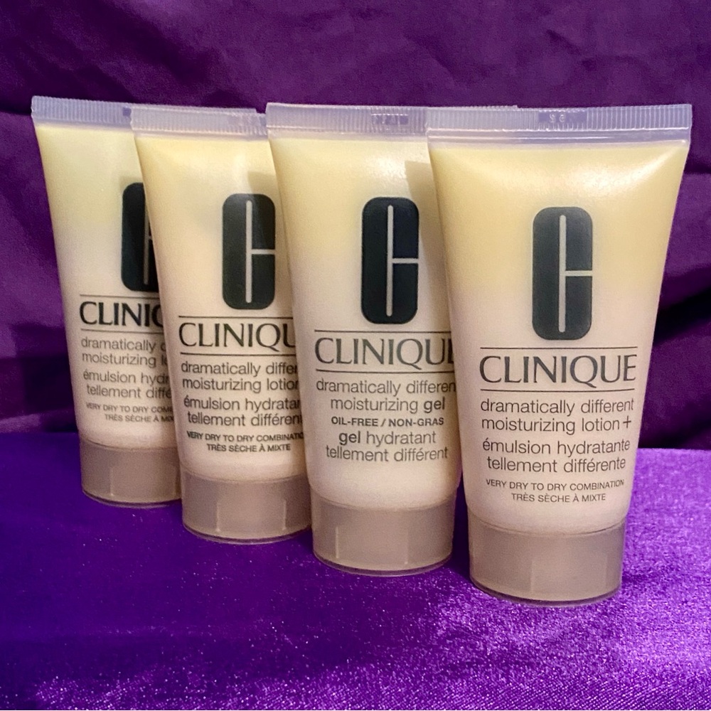 Clinique Dramatically Different Moisturizing Set of 4